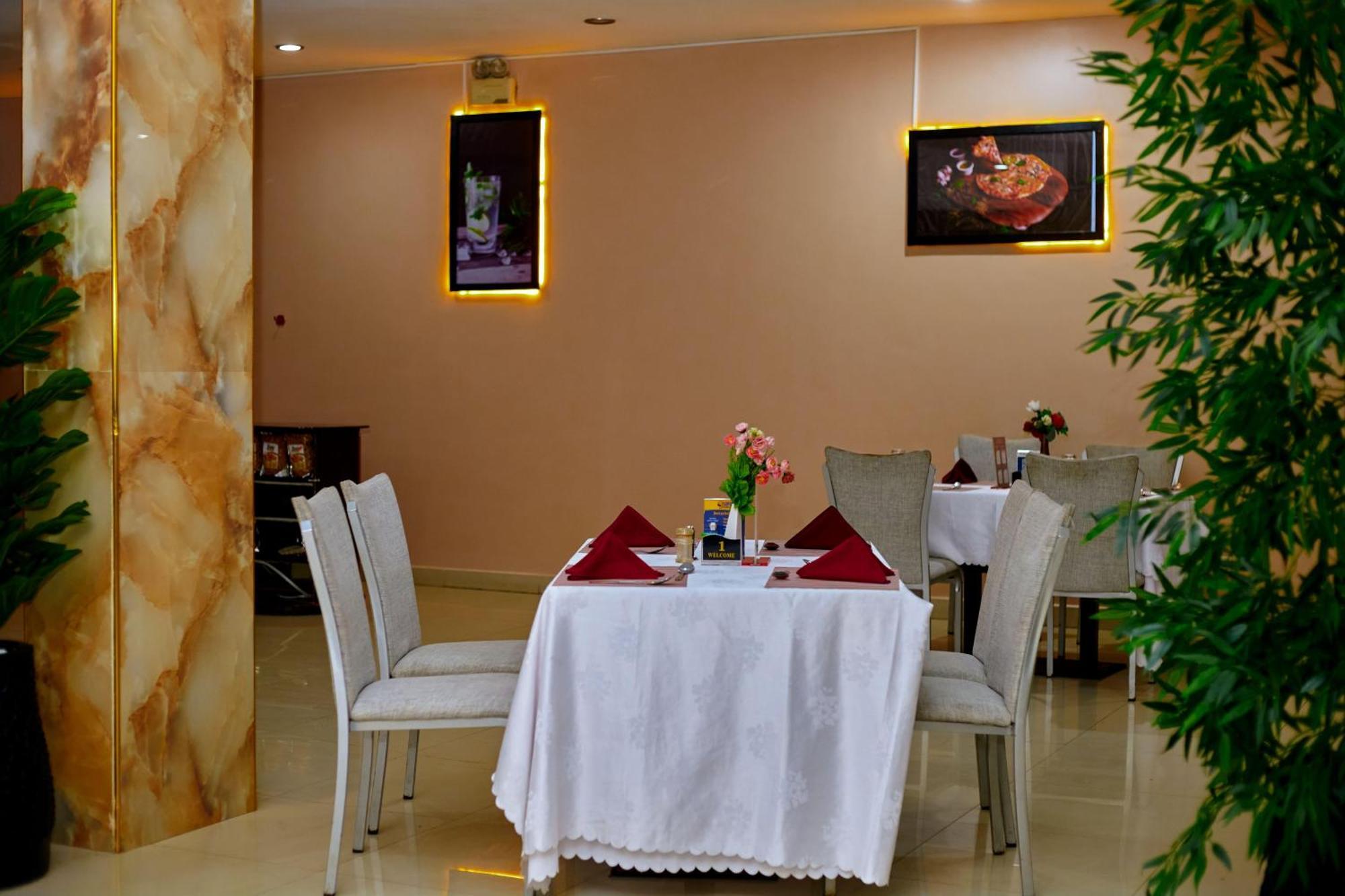 Luwa Evergreen Hotel Мтвара Екстериор снимка